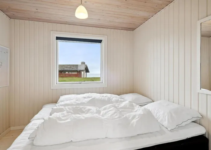 Arho - 75m From The Sea By Interhome Feriehus *