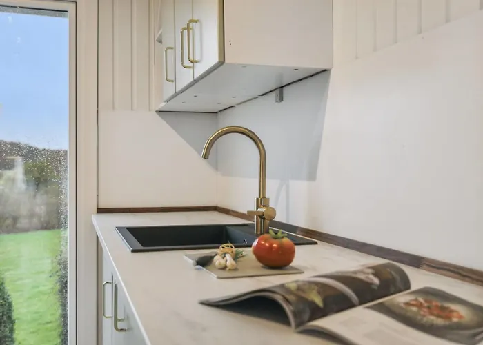 Arho - 75m From The Sea By Interhome Feriehus *