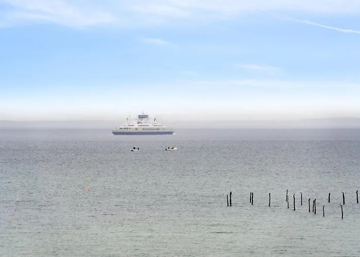 Arho - 75m From The Sea By Interhome *